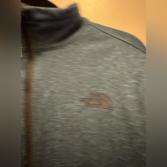 The North Face Men’s Small Black/Blue Full-Zip Light Weight Jacket - Picture 4 of 8